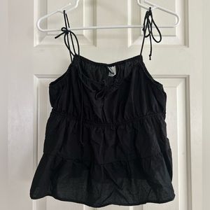 Tie-front layered tank